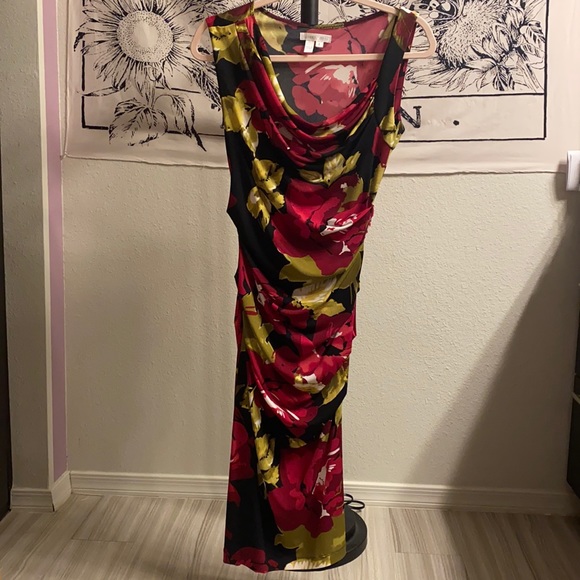 Floral cocktail dress - Picture 1 of 4